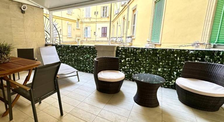 Apartment | Next to Naples Cathedral | Pets are welcome in Casoria