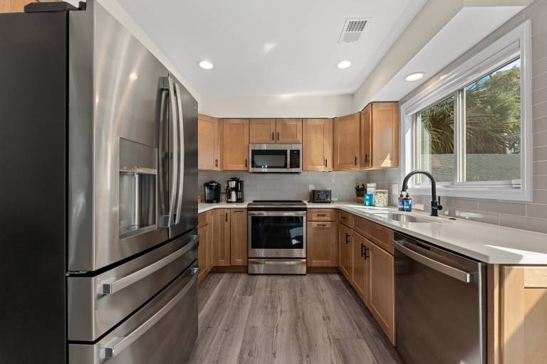 House with jacuzzi, heated pool & barbecue | Lake view | Suitable for remote work — photo 5