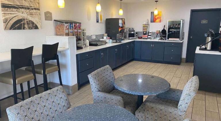 Baymont by Wyndham Danville IL — photo 4