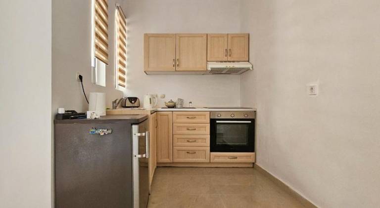 Holiday apartment with yard & terrace — photo 5