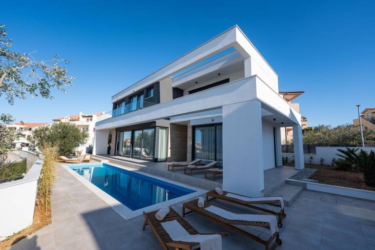 Ferienhaus  Novalja