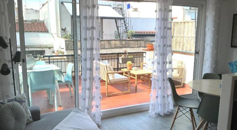 Rental apartment with patio in Sitges
