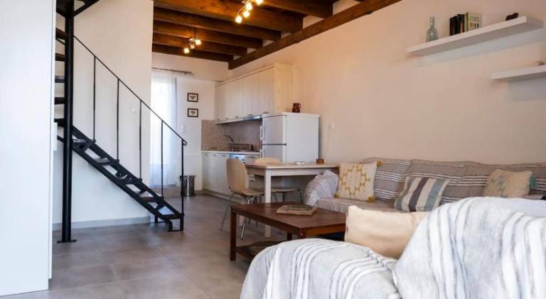 Apartment with pool & patio | Next to the beach | Pets allowed — photo 2