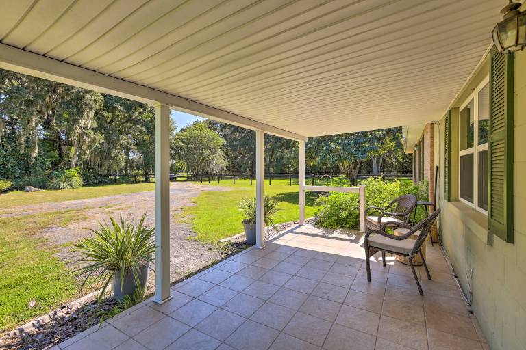 Pet-Friendly Home Close to WEC Ocala! — photo 3