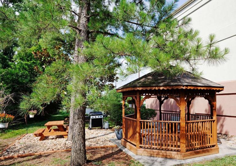 Sonesta Simply Suites Knoxville — photo 3