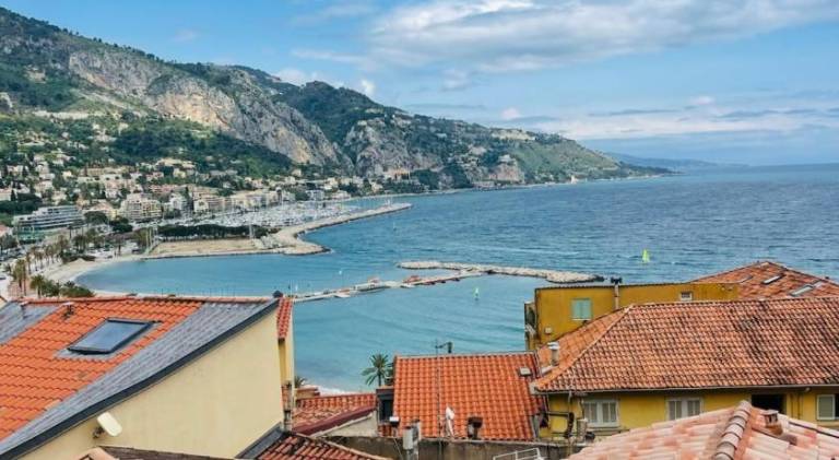 Lovely rental apartment | Close to the beach | Pets are welcome in Menton