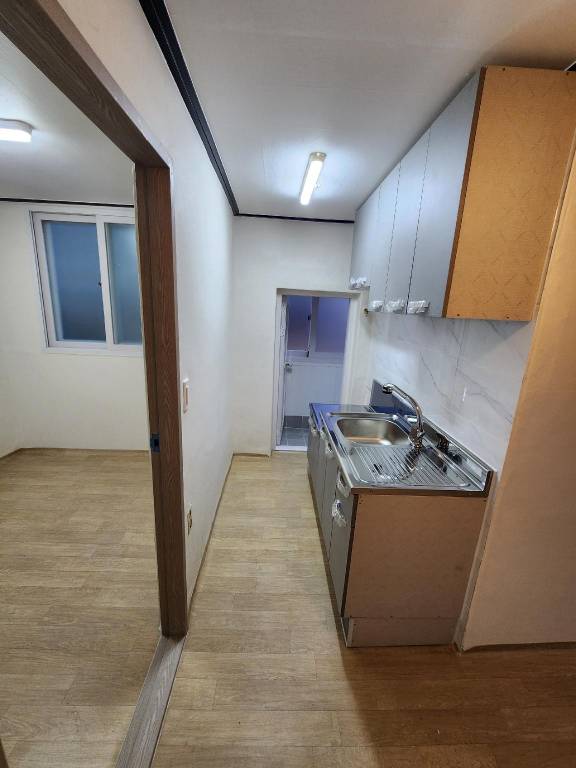 Clean, Very Large Accommodation Suitable for Large Groups - 50 pyeong, 4 Rooms — photo 3