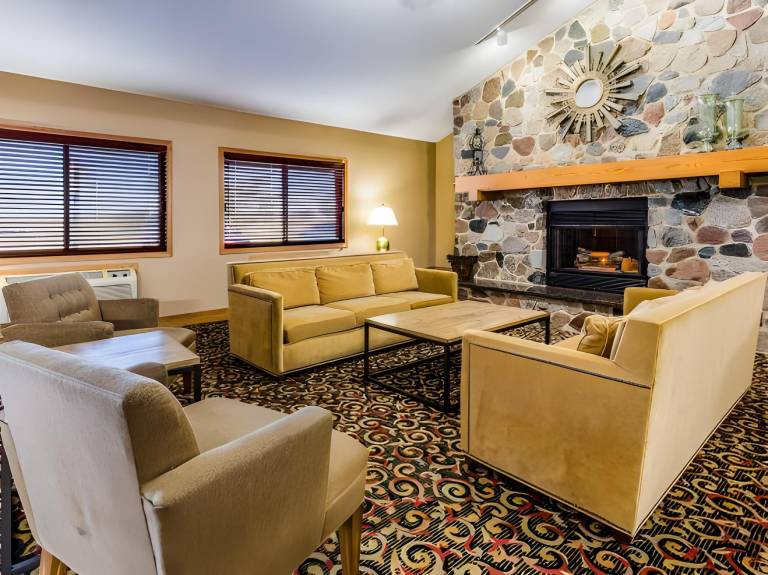 American Inn Council Bluffs — photo 3