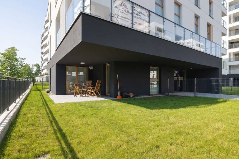 Apartment with fast internet & terrace — photo 5