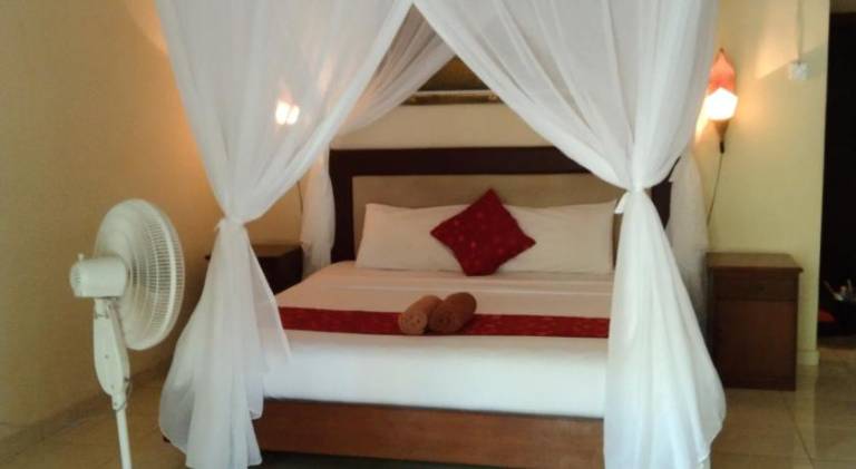 Spacious bungalow with garden & patio | Next to the beach | Pets are welcome — photo 2
