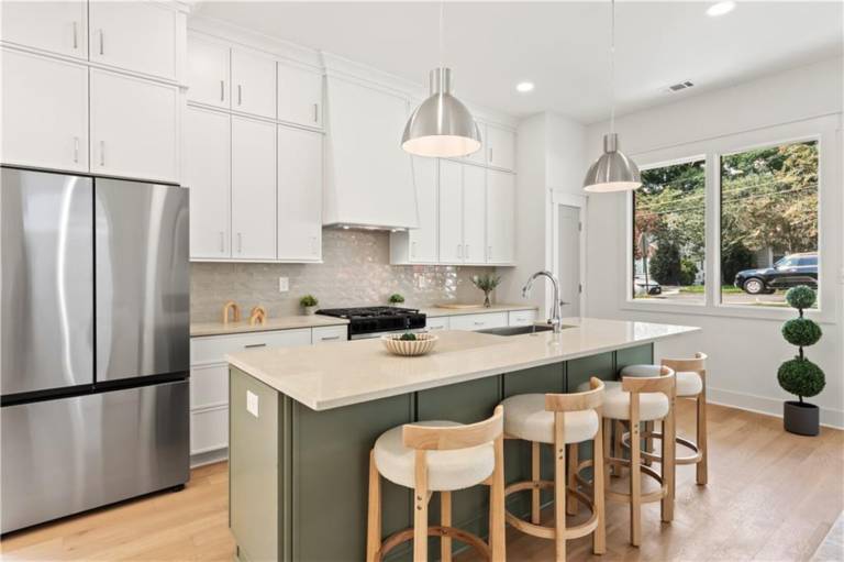 Family-oriented vacation home with terrace | Pets allowed — photo 4