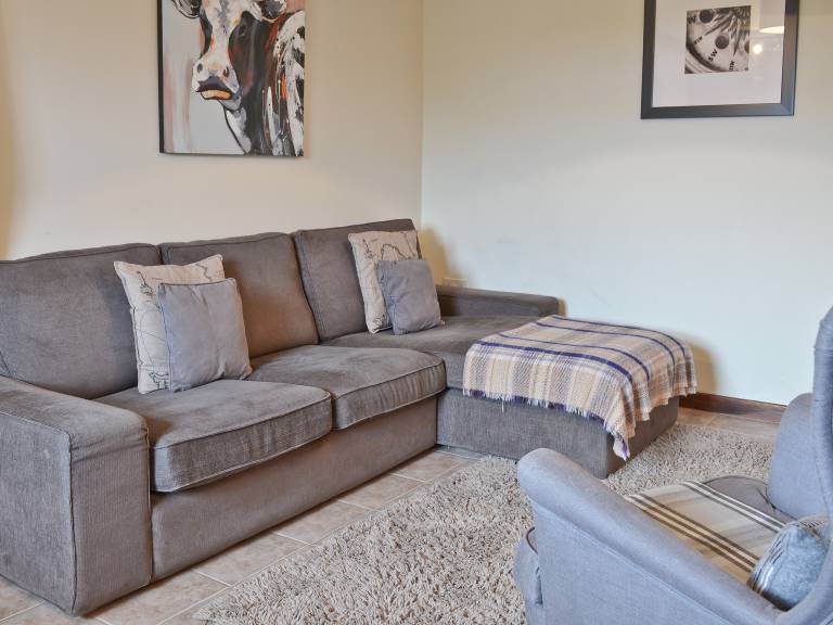 Family-friendly lovely cottage with garden | River view | Pet-friendly — photo 3