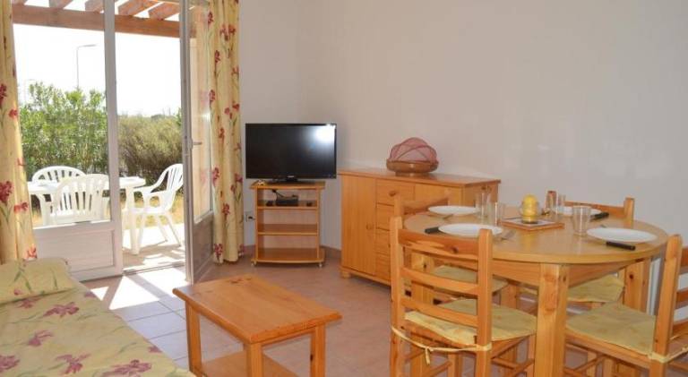 Villa with 2 rooms for 6 persons — photo 5