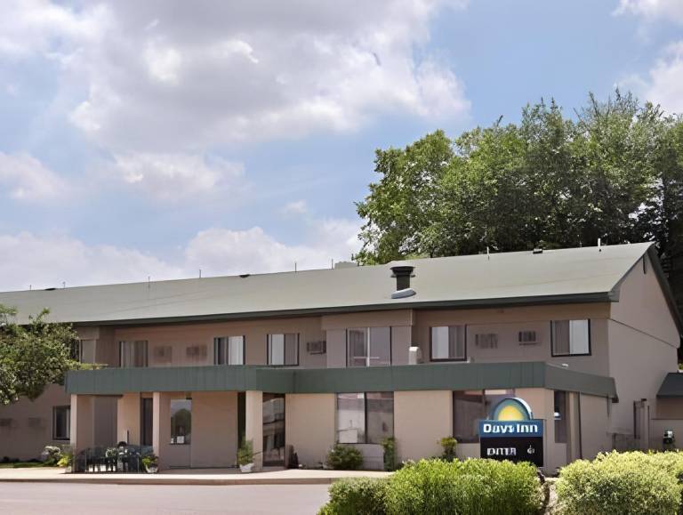 Days Inn by Wyndham Winona in Winona, MN