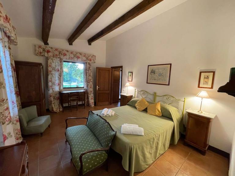 Casa Grotte di Castro
