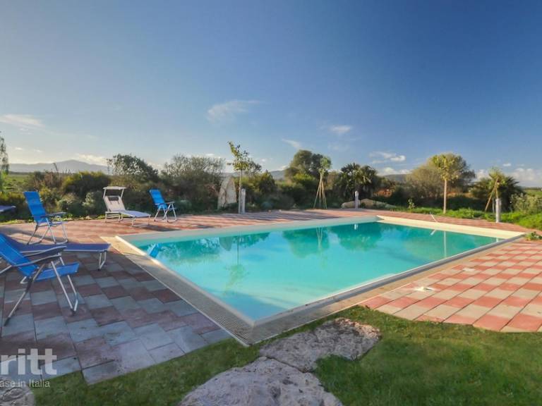 House with garden, terrace & grill in Alghero