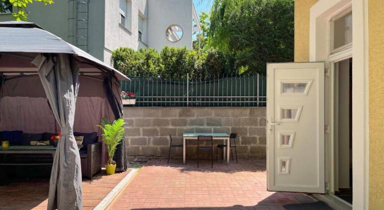 Apartment with 1 room for 4 persons — photo 4