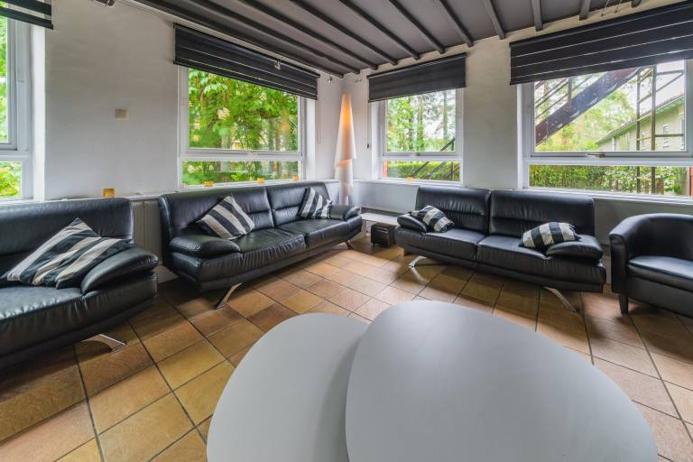 House with garden, patio & barbecue | Nature view — photo 2