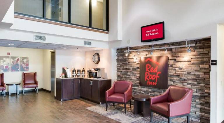Red Roof Inn Laredo — photo 3