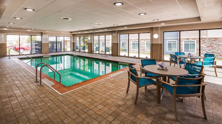 Best Western Plus Champaign/Urbana Inn — photo 3