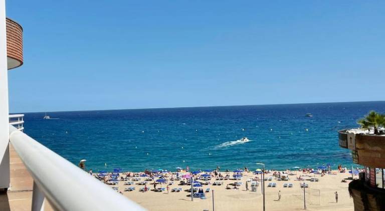 Holiday apartment with 1 room for 4 persons in Lloret de Mar