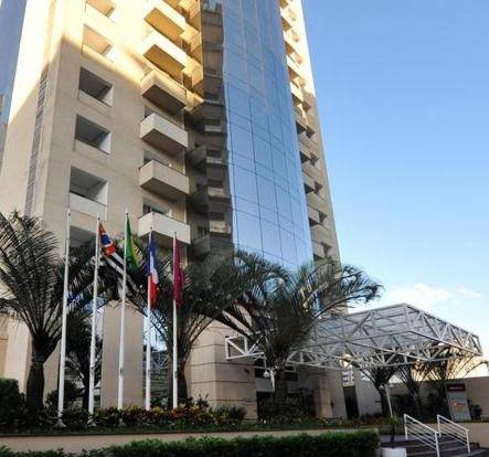 Holiday apartment with pool in Paulista