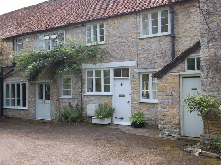 Cottage Hatch Beauchamp