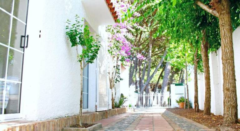 Lovely villa next to the beach in Cambrils