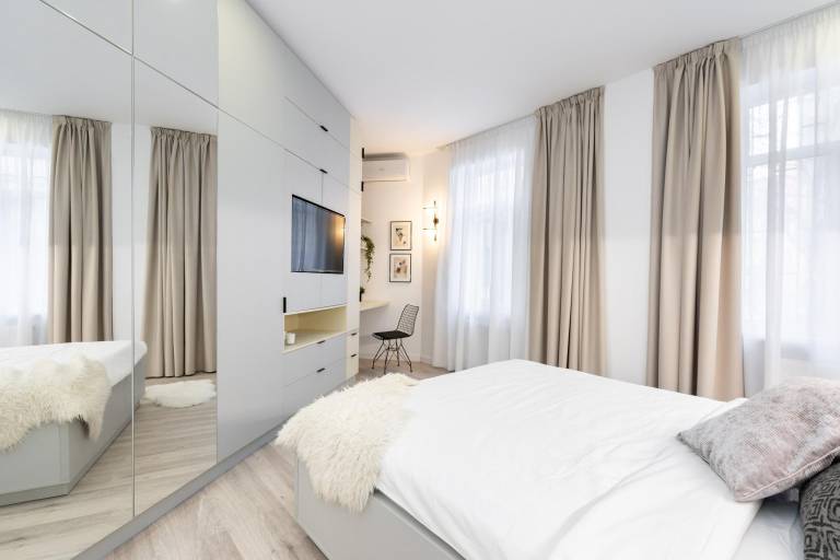 Apartment | Next to Stavropoleos Monastery | Perfect for remote work — photo 2