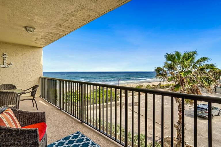 Two Bedroom Condo with Ocean View