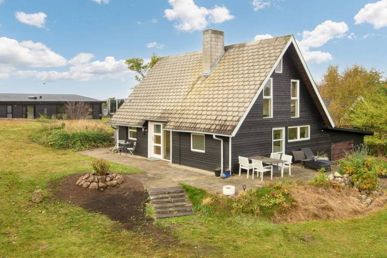 Fully equipped house with BBQ & terrace | Pets allowed — photo 3