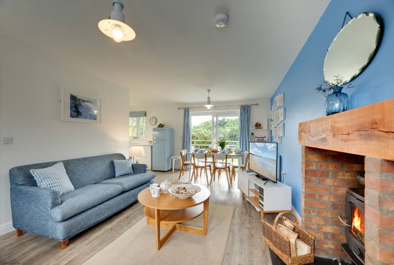 Cottage with sauna, garden & pool | Sea view — photo 4