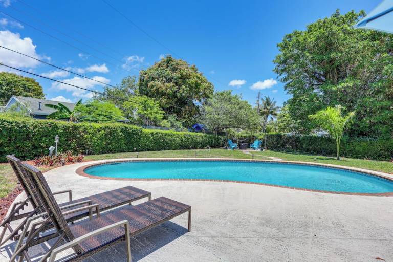 Cottage  Lake Worth