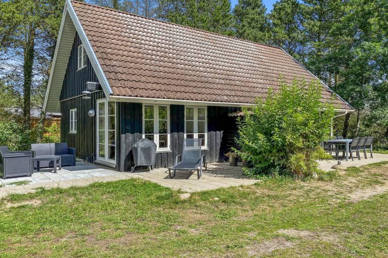 Fully equipped ample house with terrace | Dogs allowed in Ebeltoft