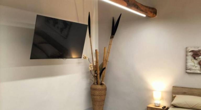 Apartment with 2 rooms for 5 persons — photo 4