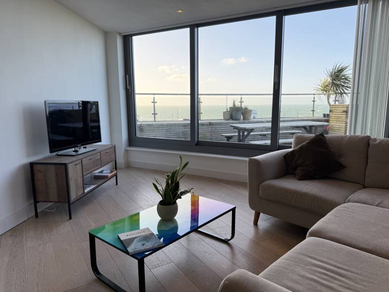 Cottage with yard & terrace | Beach view in Newquay
