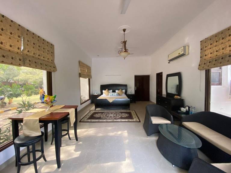 Farm with pool & yard | Suitable for remote work | Pets are welcome — photo 2