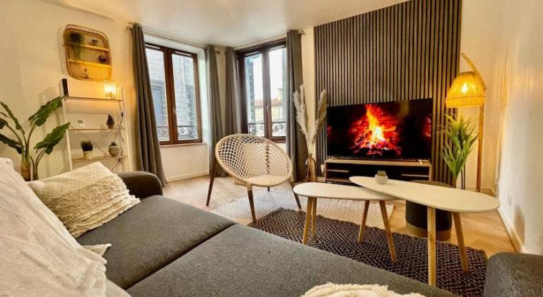 Apartment with 3 rooms for 8 persons in Aubiere