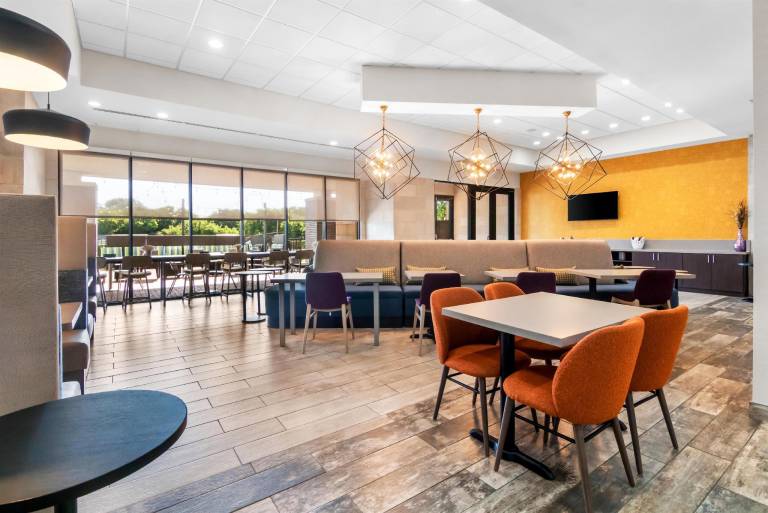Home2 Suites by Hilton Dallas Grand Prairie — photo 4