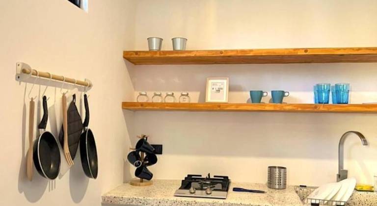 Lovely vacation home with yard & patio | Perfect for remote work | Pets allowed — photo 2