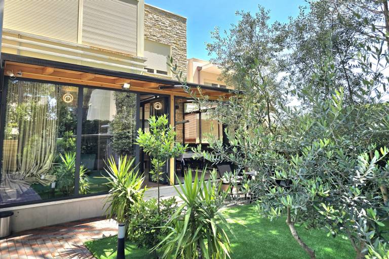 Ferienwohnung  Plazhi San Pietro