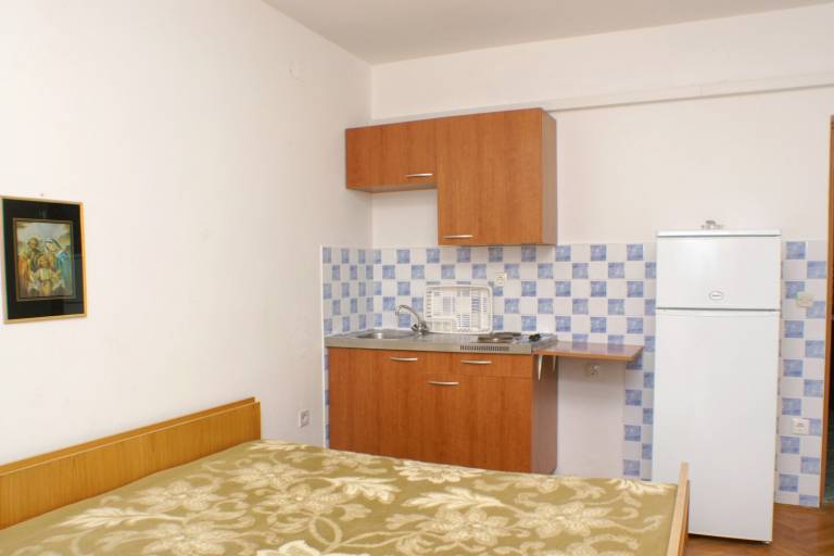 Studio flat near beach Kustići, Pag (AS-4129-c) — photo 3