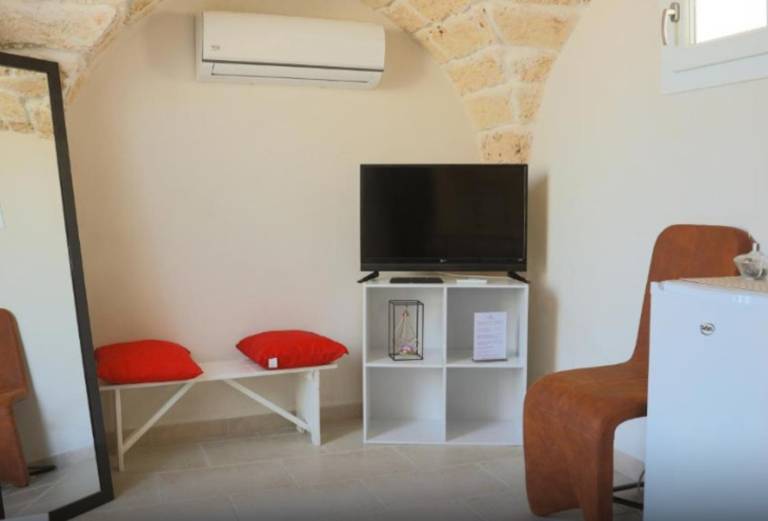 Family-oriented private room with terrace & fast internet | Sea view | Pet-friendly — photo 5