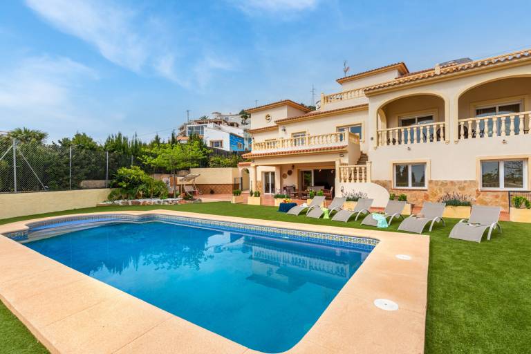 Fully equipped villa with private pool, barbecue & terrace | Pets allowed — photo 3