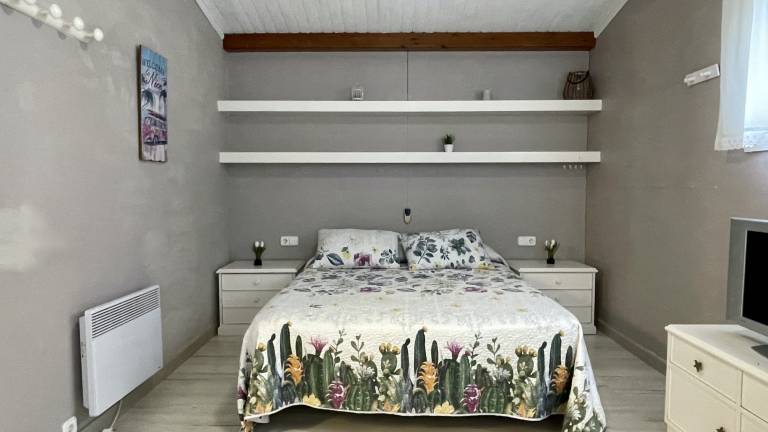 Fully equipped villa with patio, yard & grill | Close to the beach | Pets allowed — photo 4