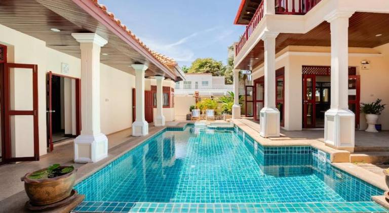 Villa with pool | Next to Big Buddha in Pattaya