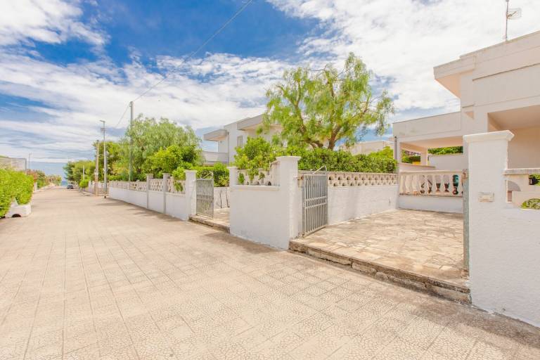Villa with garden, barbeque & terrace | Next to the beach | Pet-friendly — photo 3