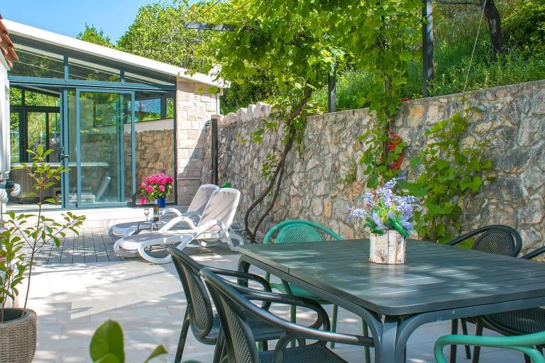 Vacation home with BBQ, jacuzzi & terrace | Sea view — photo 2