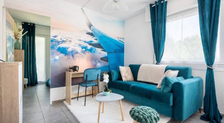 In the Sky - Casa Vostra - CAUTION 800 EUR & ID requises - Ambilly proche tramway-frontiere in Annemasse