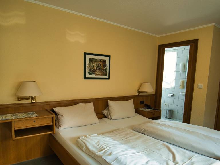 Hotel Holländer Hof, (Meschede), LHS 08291 in Meschede